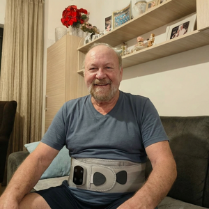 Customer wearing the Irries Uni Fusion Belt