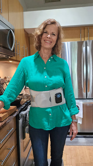 Customer wearing the Irries Uni Fusion Belt