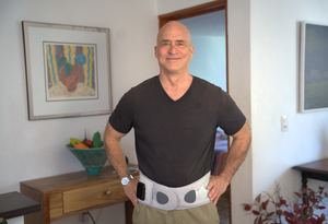 Customer wearing the Irries Uni Fusion Belt